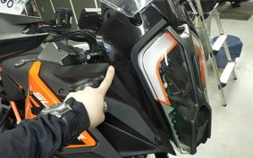 KTM 1290 SUPER ADVENTURE S 2024