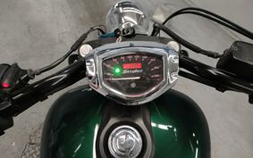 YAMAHA XVS1300CA STRIKER VP33