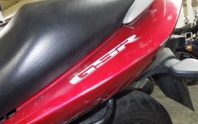 SUZUKI GSR250