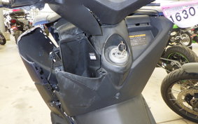 YAMAHA N-MAX 1997 SED6J