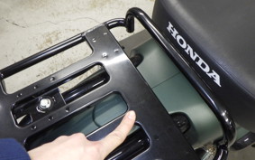 HONDA ｸﾛｽｶﾌﾞ50 2004 AA06