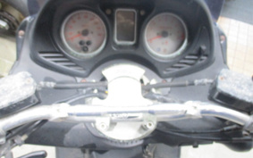 YAMAHA T-MAX 500 2004 SJ03