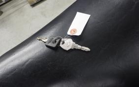 HARLEY XLH883 HUGGER 2002