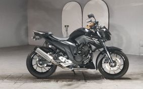 YAMAHA FZ25 RG69