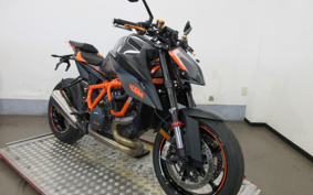 KTM 1290 SUPER DUKE R 2020 V3940