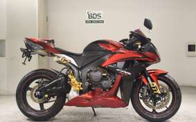 HONDA CBR600RR GEN 3 2008 PC40