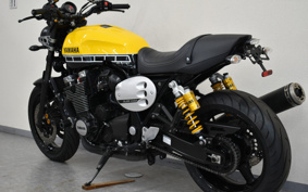 YAMAHA XJR1300 C 2017 RP19