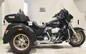 HARLEY FLHTCU TG 1870 2022