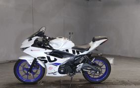SUZUKI GSX-R125 DL33B