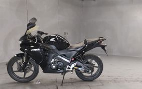 HONDA CBR125R JC50