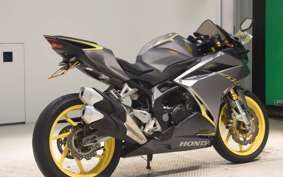 HONDA CBR250RR A 2015 MC51