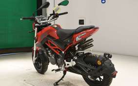 BENELLI TNT125