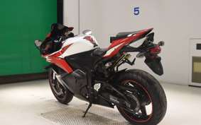 HONDA CBR600RR PC40