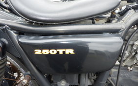 KAWASAKI 250TR BJ250F