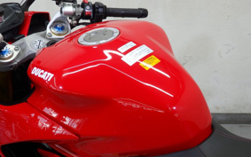 DUCATI SUPER SPORT 2021 1V00