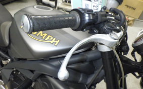 TRIUMPH STREET TRIPLE R 2014