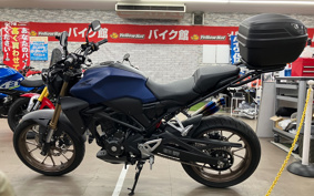 HONDA CB250R MC52