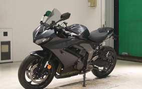 TRIUMPH DAYTONA 660 2024