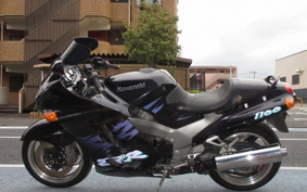 KAWASAKI ZZ1100 NINJA 1995 ZXT10D
