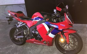 HONDA CBR600RR ABS 2022 PC40