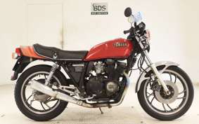 YAMAHA XJ550 4V8
