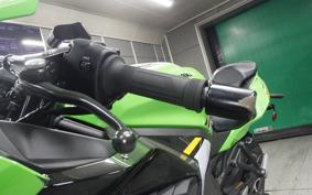 KAWASAKI ZX-4RR ZX400P