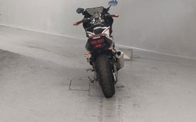 YAMAHA FZ400 4YR
