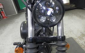 HARLEY XL883N 2011