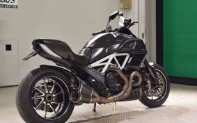 DUCATI DIAVEL Carbon