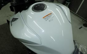 HONDA CB1000 HORNET 2025 SC86