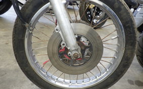 SUZUKI GS750 GS750D