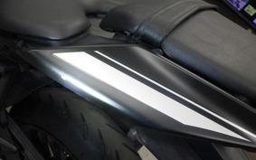 YAMAHA YZF-R15
