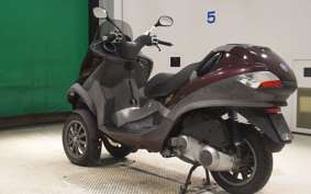 PIAGGIO MP3 250