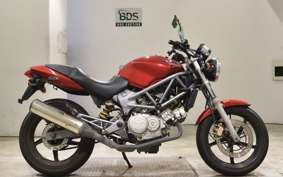 HONDA VTR 250 2025 MC33