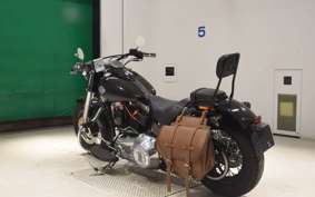 HARLEY FLS 1580 2015