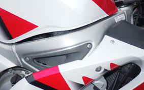 YAMAHA YZF-R6 2000