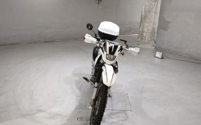 HONDA XR230 MD36