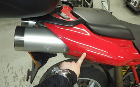 DUCATI MULTISTRADA 1000 DS 2004
