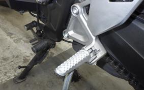 HONDA CB650R E-Clutch 2025 RH17