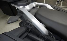 SUZUKI Vｽﾄﾛｰﾑ250