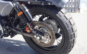 HARLEY XL1200C 2003 CGP