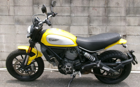 DUCATI  DUCATI  SCRAMBLER  ICON  2019 KB01
