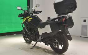 SUZUKI Vｽﾄﾛｰﾑ250A 1997