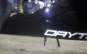 TRIUMPH DAYTONA 675 R 2012