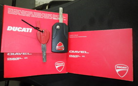 DUCATI DIAVEL Carbon 2011