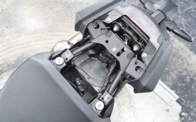 HONDA CB250R MC52