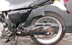 HONDA CB223S MC40