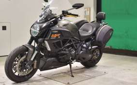 DUCATI DIAVEL STRADA 2014