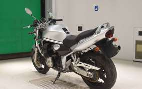 SUZUKI BANDIT 1200 2001 GV77A