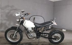 YAMAHA TW200 2387